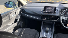 Nissan Qashqai 1.3 DiG-T MH 158 Acenta Premium 5dr Xtronic Petrol Hatchback